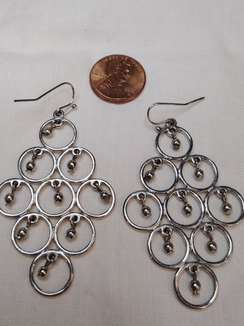 Silver Tone Multi‑Ring Chandelier Earrings – 2.5" Drop Statement Dangles